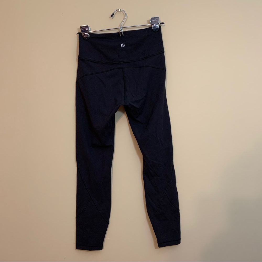 Lululemon In Movement Tight 25" *Everlux Black 6 - Picture 4 of 13